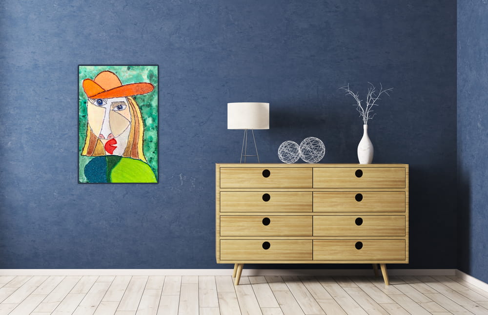 Happy Fantasy-Lady-With-Hut-Decoration