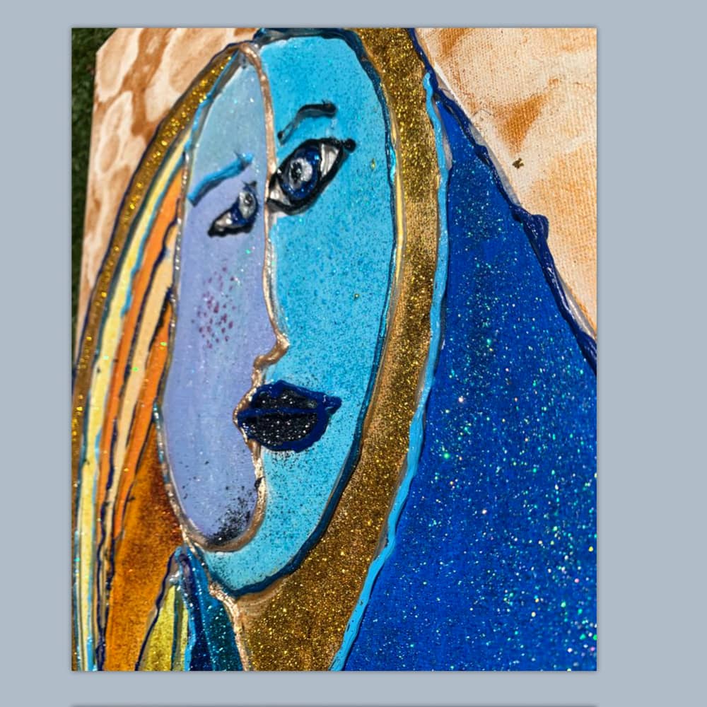 Happy Fantasy-Twins-Detail