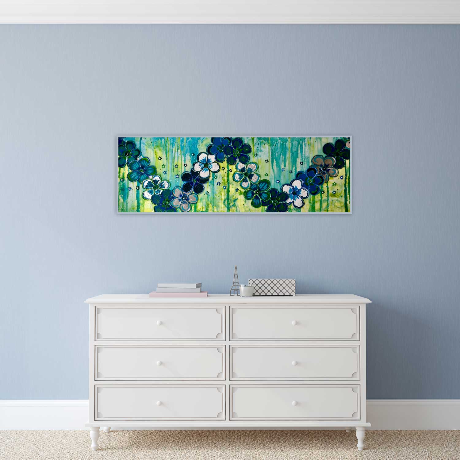 happy flowers-img-3786-kommode-blau-weiss